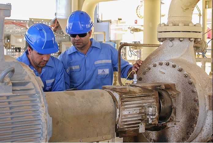 عملیات اجرایی طرح نگهداشت و افزایش تولید نفت میدان سعادت آباد آغاز شد